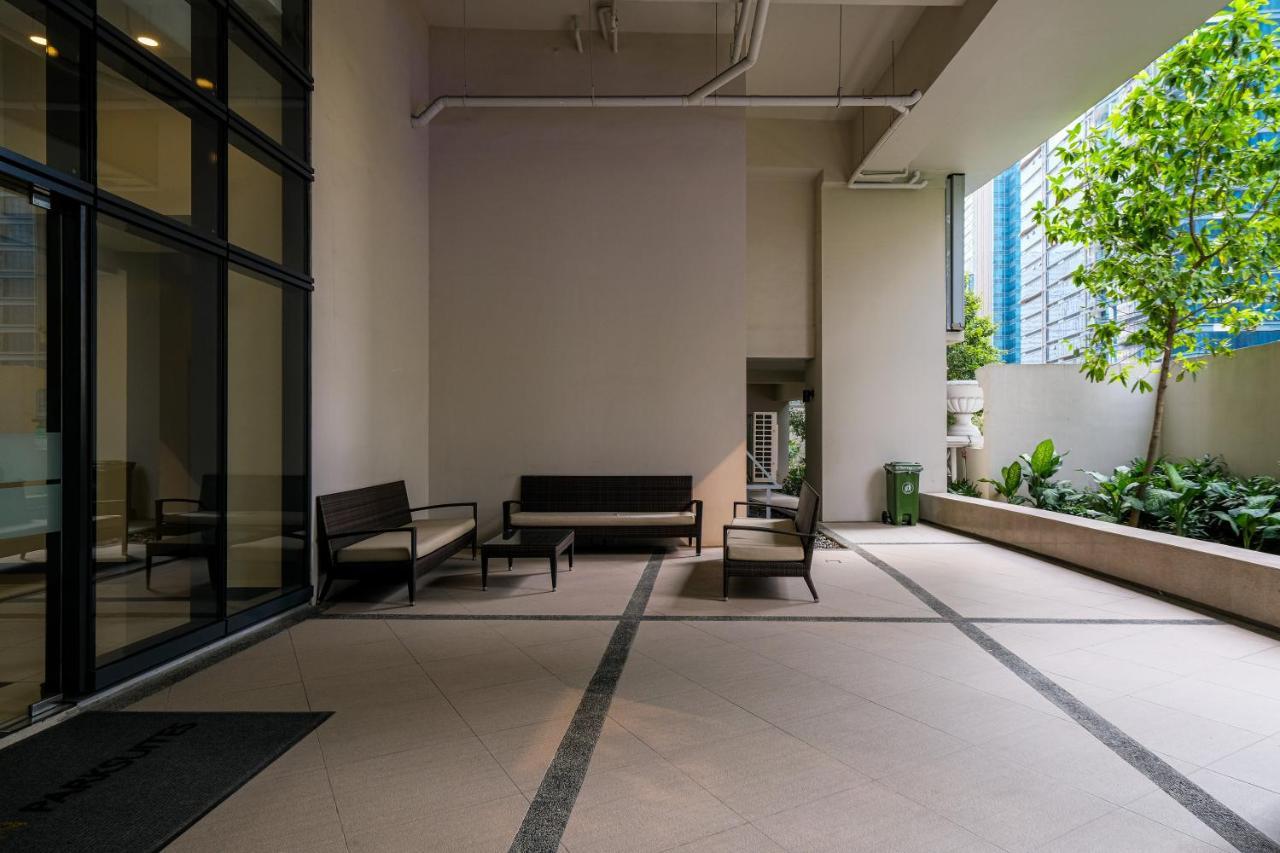 Cityscape View 2Br In Uptown Bgc W 200Mbps Wifi 따구익 외부 사진