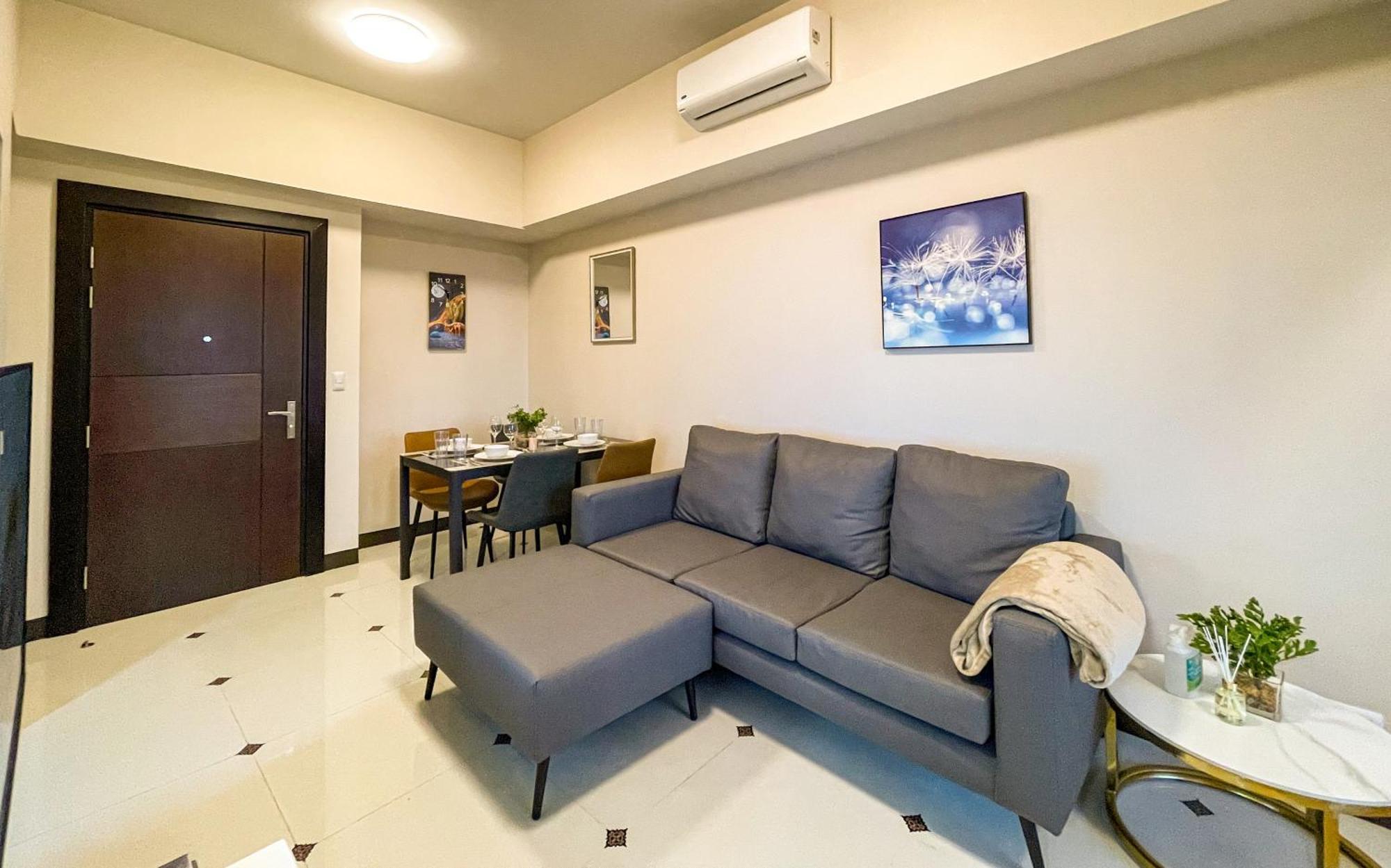 Cityscape View 2Br In Uptown Bgc W 200Mbps Wifi 따구익 외부 사진