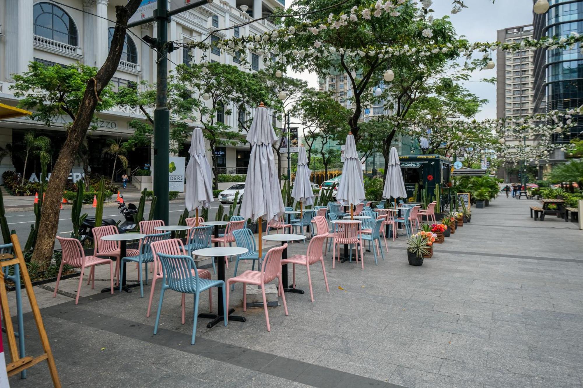 Cityscape View 2Br In Uptown Bgc W 200Mbps Wifi 따구익 외부 사진